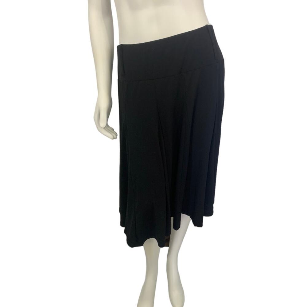 D.F.A. New York knee length skirt pull on medium